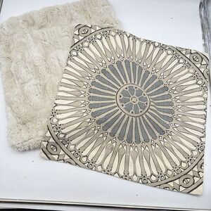 Crate And Barrel/pottery Barn Set Of 2 Decorative Pillow Covers 20x20 18x18